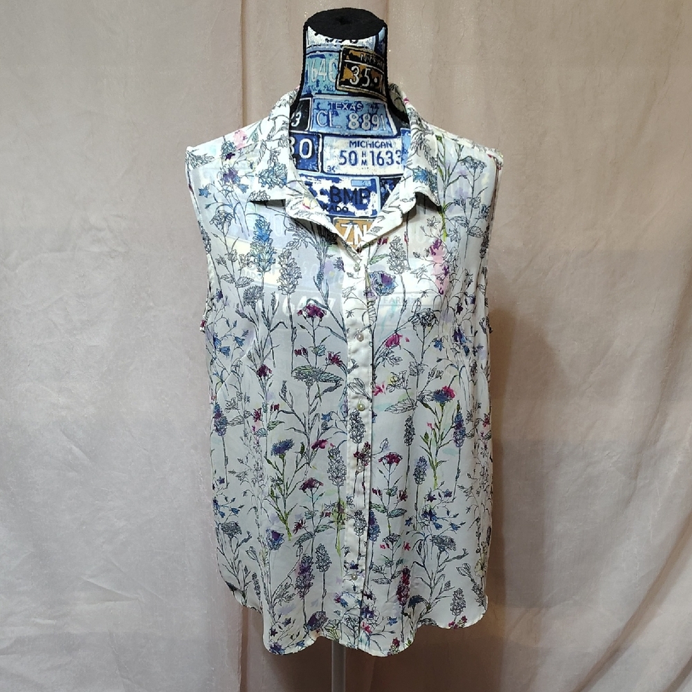 H&M Multicolor Floral Button-Up Blouse